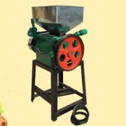 豆?jié){機(jī)糧食加工擠扁機(jī) 燕麥片壓扁小型家用機(jī)械 樂豐牌