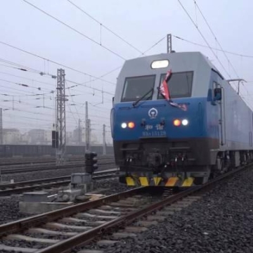 中亞鐵路 江西南昌出口氣動熱轉(zhuǎn)印機(jī)到塔什干 阿拉木圖