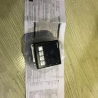 全新歐姆龍溫控器E5C4 數(shù)顯溫度控制器0到399度K型 送底座