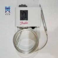 Danfoss丹佛斯KP61溫度控制器060L1102溫控