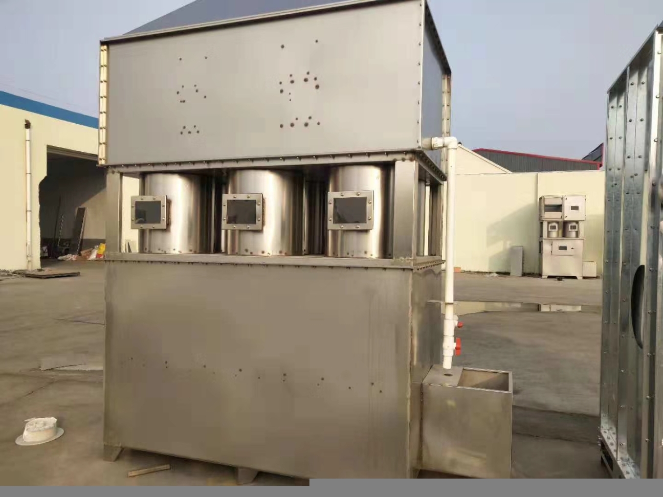光氧催化廢氣處理器生產(chǎn)安裝-光氧催化一體機(jī)環(huán)保設(shè)備廠家