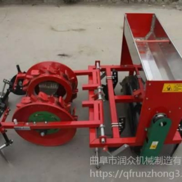 辣椒播種覆膜機(jī) 拖拉機(jī)帶動(dòng)先覆膜后播種機(jī)
