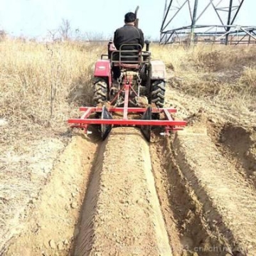 農(nóng)作物噴藥施肥地膜覆蓋機(jī) 牽引式自走式四輪打藥覆膜機(jī)