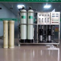食品工業(yè)用反滲透純水系統(tǒng) 純水、純化水 符合生物醫(yī)藥GMP要求