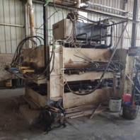 出售二手熱壓機(jī)八成新福建聯(lián)翔產(chǎn)三壓二熱壓機(jī)