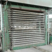 福建漳州產(chǎn)36尺18層二手熱壓機(jī)8成新二手多層板熱壓機(jī)