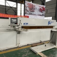 轉(zhuǎn)讓二手木工機(jī)械廣東極東KDT-830電子開(kāi)料鋸