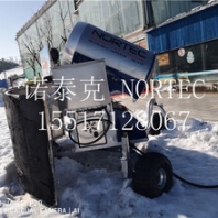 洛陽造雪機(jī)排名雪地娛樂設(shè)備小型國產(chǎn)造雪機(jī)價(jià)格