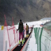 張家口初級雪道魔毯滑雪場智能感應(yīng)魔毯乘坐方法