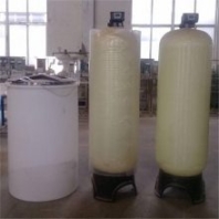 井水硬度軟化處理設備 懷化潤新全自動軟水器 全自動軟水器廠家