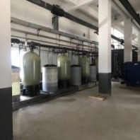 供應(yīng)2噸福萊克全自動(dòng)軟水器/軟化水設(shè)備-北京隆信機(jī)電