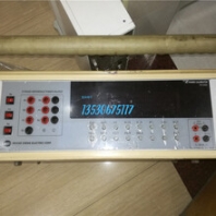 FLUKE5820A多功能校準(zhǔn)儀5820A萬用表/示波器校準(zhǔn)器