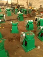 搖擺式螺桿啟閉機(jī)廠家機(jī)閘一體鑄鐵閘門電動頭螺桿啟閉機(jī)廠家