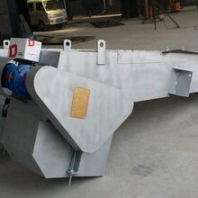 臺(tái)灣臺(tái)南中西格柵機(jī)5t螺桿啟閉機(jī)