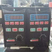 旋轉(zhuǎn)火鍋控制器T13-400W-12-H變頻器