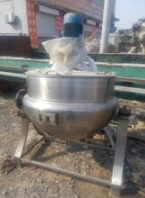 供應(yīng)2臺二手200升全不銹鋼電加熱式夾層鍋，二手可傾式夾層鍋