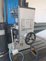 貴州銷售臺億Z3040x13雙立柱機械搖臂鉆床,鉆床