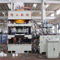 山東儒工定制630噸一模一塊牛羊舔磚機(jī)粉末成型機(jī)630噸鹽磚成型機(jī)