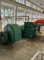 出售3200千瓦水輪發(fā)電機組三套