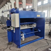 聯(lián)合沖剪機(jī)湖南宜章縣200噸液壓沖剪機(jī)