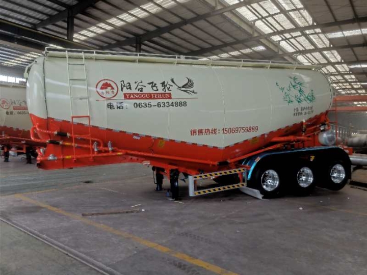 通亞水泥罐車廠家價(jià)格