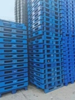 煙臺回收二手塑料托盤電話,廢棄托盤回收