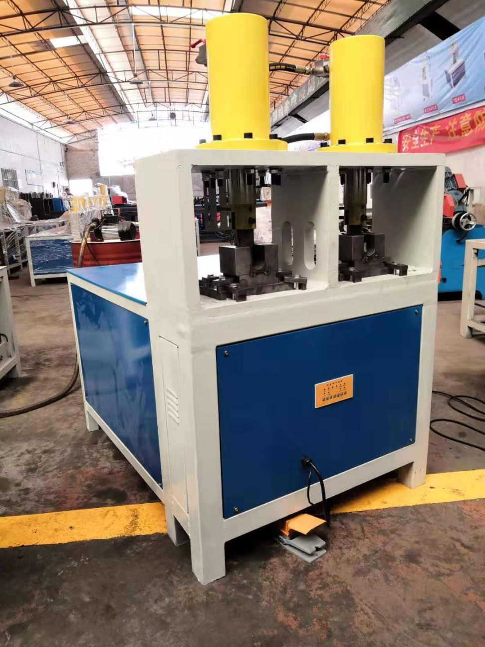 遼陽(yáng)雙工位液壓沖孔機(jī)廠家報(bào)價(jià)