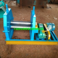 小型電動(dòng)卷筒機(jī)