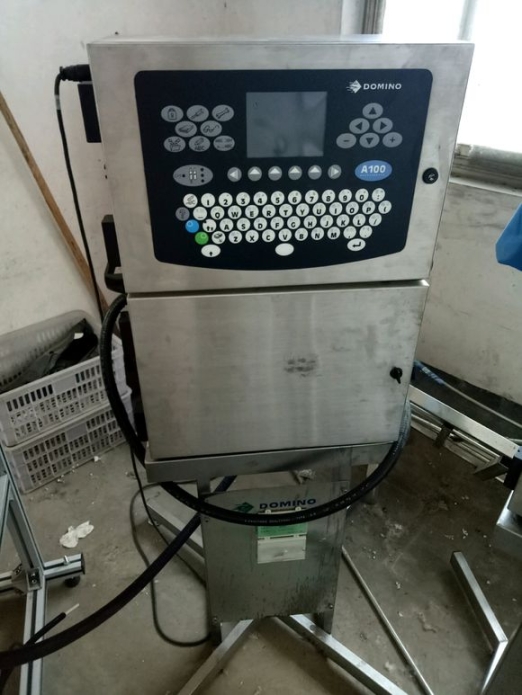 出售二手電腦自動打碼機，油墨二手多米諾噴碼機