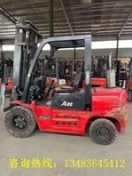 宜賓廢舊叉車(chē)回收林德叉車(chē)回收市場(chǎng)