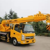 東風(fēng)凱馬福田唐駿新款12噸16噸起重機吊車2018新款全國上牌手續(xù)簡單