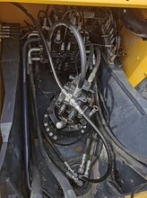 蘭州神鋼大黃峰210挖掘機(jī)