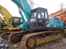 上海二手挖掘機市場找蕭寬機械不會買到翻新機