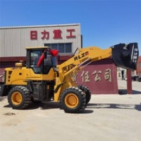 攪拌斗鏟車參數(shù)裝載機安裝攪拌斗價格日力重工940攪拌斗裝載機視頻