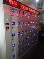 柜門式智能充電架