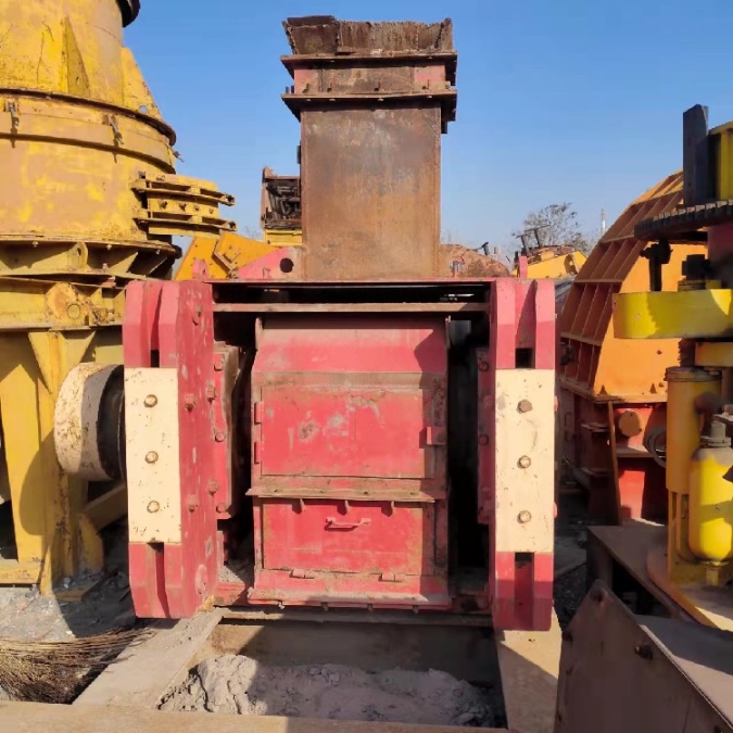 長(zhǎng)石大宏立出售大宏立60x90高壓對(duì)輥破碎機(jī)產(chǎn)量