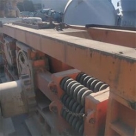 九成新選礦用500x1200單電機(jī)對(duì)輥破碎機(jī)特點(diǎn),對(duì)輥制砂