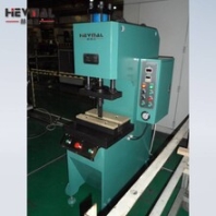 供應(yīng)HYB50Z單柱油壓機(jī)單柱校正壓裝油壓機(jī)