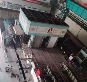 山東濟(jì)南出售處理的庫存設(shè)備，雙機(jī)架可逆式冷軋機(jī)和單機(jī)架軋機(jī)各一臺
