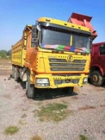 出售17-18年陜汽精品德龍，奧龍后八輪自卸車