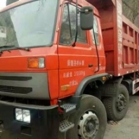 出售特商，沙石王，軒德輕皮前四后八自卸車
