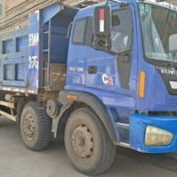 出售大批前四后四自卸車