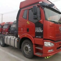 二手歐曼雙驅(qū)牽引車價(jià)格低價(jià)位出售
