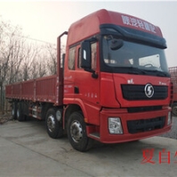 新興天龍雙驅(qū)牽引車