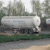 高埗鎮(zhèn)急售二手歐曼攪拌車，12方，全手續(xù)，輪胎好