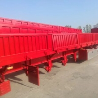 汕頭潮南區(qū)二手天然氣拖頭牽引車重汽豪沃LNG380燒汽車雙驅(qū)雙拖便宜出售