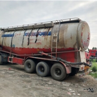 廣州芳村二手華凌江淮格爾發(fā)牽引車半掛車