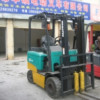二手小松電動(dòng)叉車