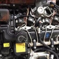 汽車舊件高價回收-發(fā)動機變速箱三元催化器電腦板安全氣囊