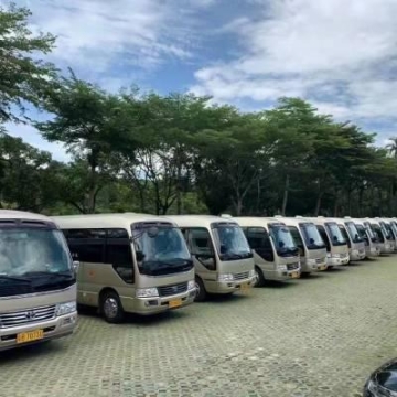藍牌垃圾壓縮打包車
